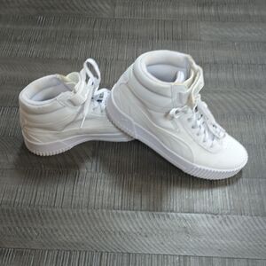 Puma White Athletic Shoes